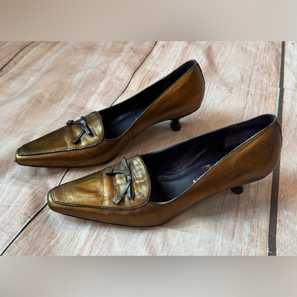 Donald J Pliner 6.5M “Matea” Bronze Metallic Kitten Heels Made Italy - Picture 3 of 9